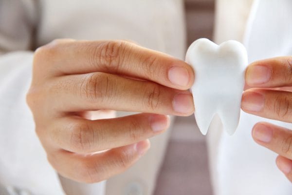 Перелікування кореневих каналів зуба